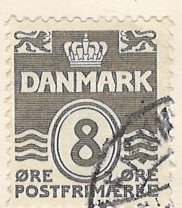 8 øre dk-0201 stemplet hængslet